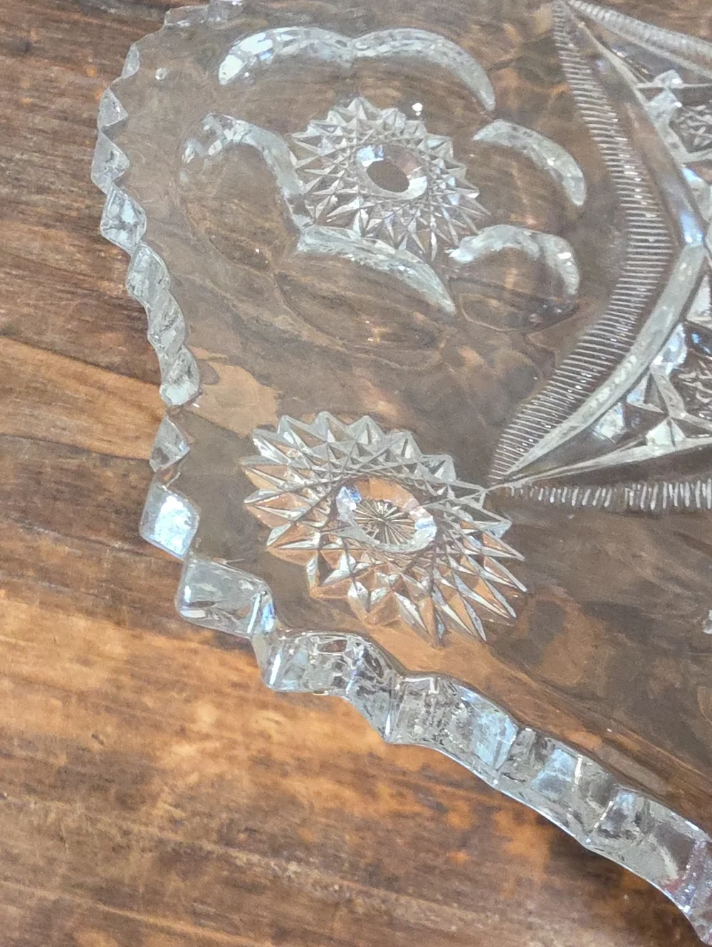 McKee PRES-CUT Aztec Pattern Geometric Glass Fruit Bowl Antique 1905